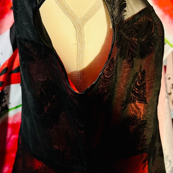 Whispering Ivy DRess - Picture 5 of 11